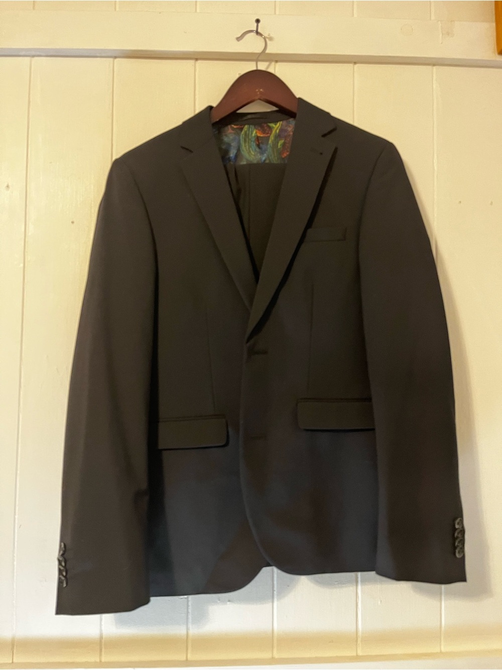 Harry Brown Black Men's Slim Suit